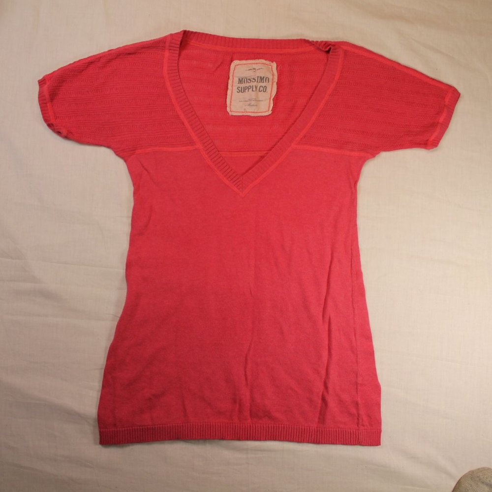 Mossimo supply co 100% cotton pink sweater to light medium vneck